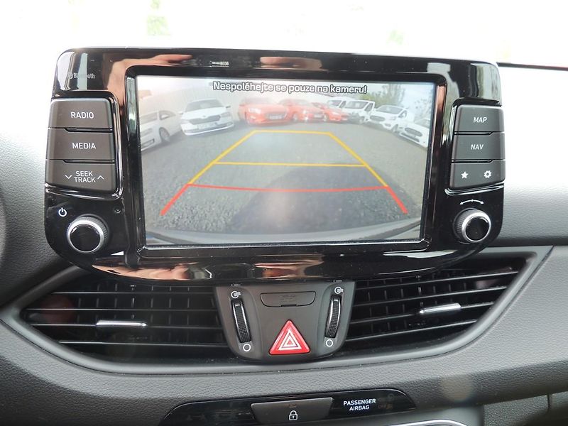 Hyundai i30 (2019) Combi 1.6CRDi,100kw,automat,ČR - fotka 24 z 52