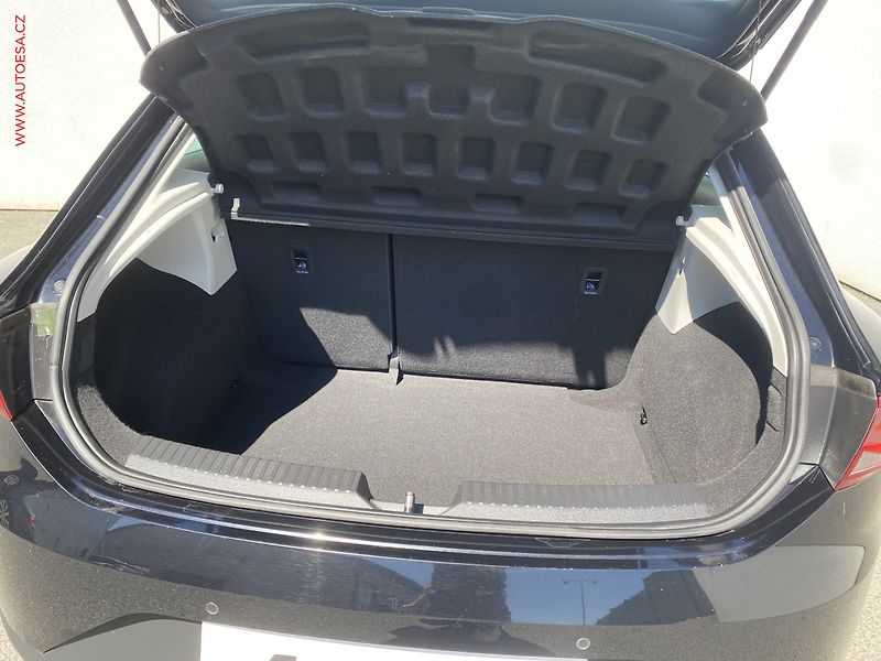 Seat Leon (2014) 1.4 TSi, FR, LED, navi - fotka 7 z 17