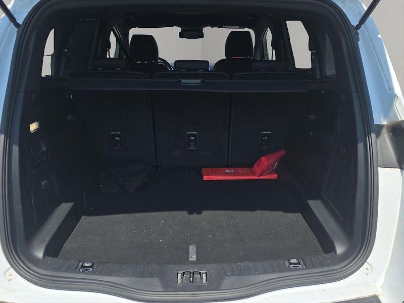 Ford S-MAX (2023) ST-line 2.5 Hybrid 140kW, 1. m - fotka 27 z 27