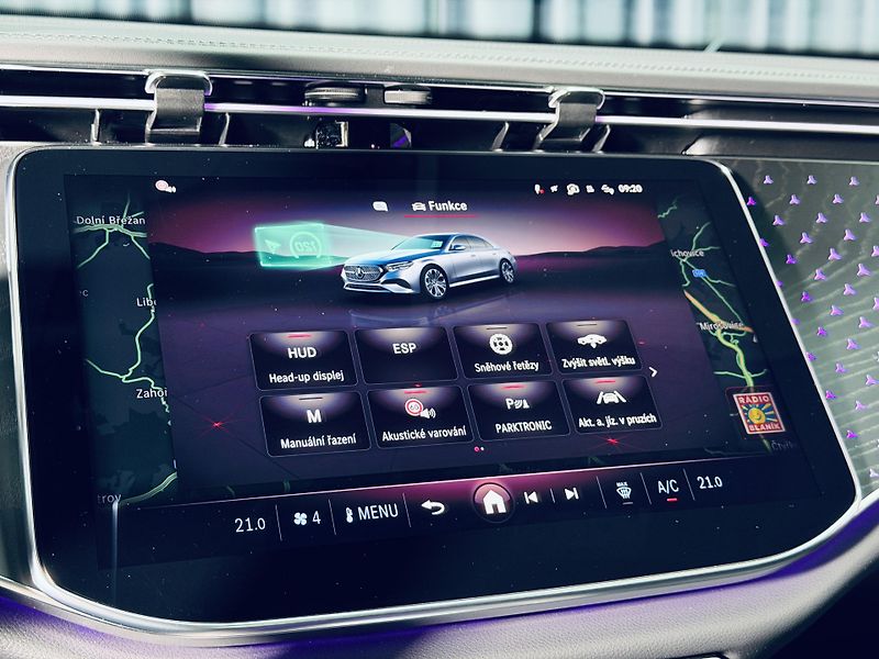 Mercedes-Benz Třídy E (2024) AMG*4M*AIR*ZÁR*NEZ.TOP*NAT.NAP - fotka 29 z 43