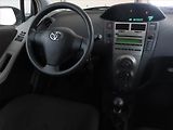 Toyota Yaris (2009) Cool 1.33 Dual VVT-i - náhled 7