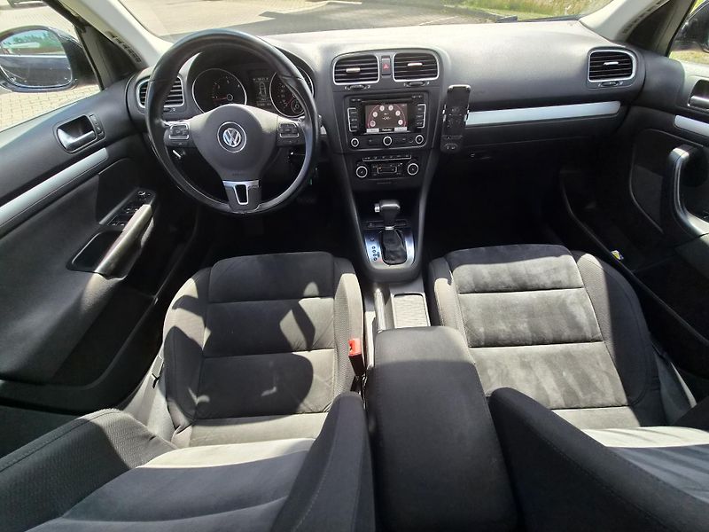 Volkswagen Golf 2,0 TDI HIGHL - fotka 6 z 23