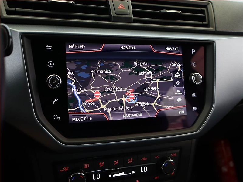 Seat Arona (2019) 1.0 TSI, Automat, Navi - fotka 15 z 19