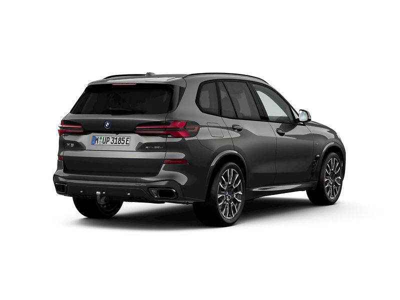 BMW X5 (2026) xDrive50e - fotka 2 z 10