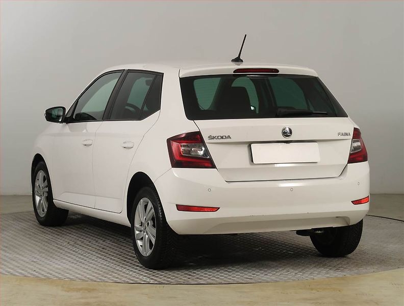 Fiat Tipo (2022) Cross 1.0 FireFly, Serv.kniha - fotka 4 z 15