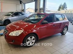 Kia Ceed (2009) 1.4i, ČR, AC, el. výbava - fotografie inzerátu