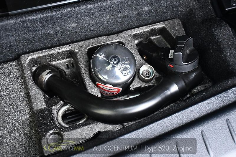 BMW Řada 2 216d GRAN TOURER ČR 1.MAJ 7MÍS - fotka 51 z 57