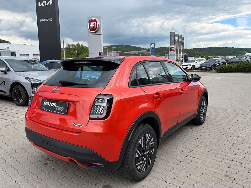 Fiat 600 1.2 Turbo Hybrid 100k MHEV - fotka 3 z 8