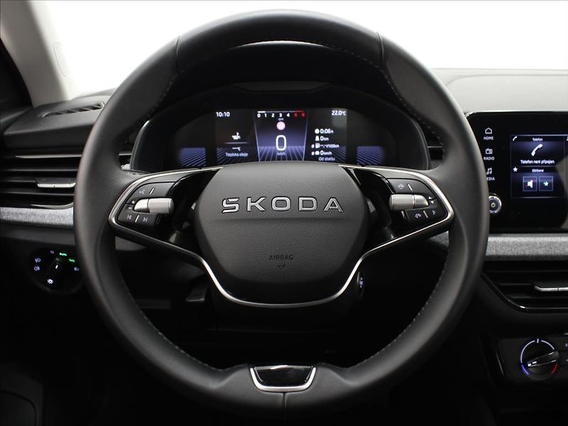 Škoda Scala 1,0 TSi 85kW 5L.Zár. 8 000km! - fotka 9 z 23