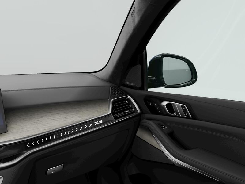 BMW X5 xDrive50e - fotka 10 z 12