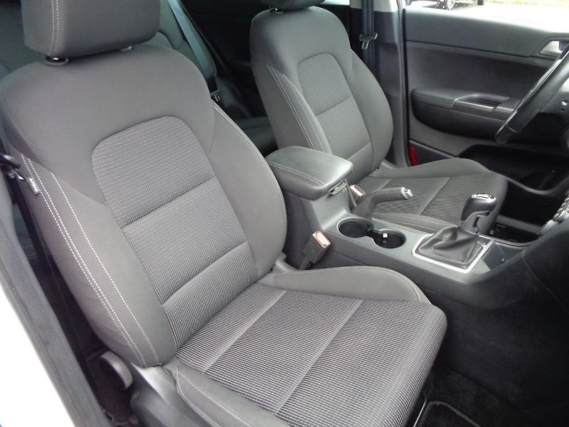 Kia Sportage 1.6 T- GDI 130 kW  M6F - fotka 21 z 29