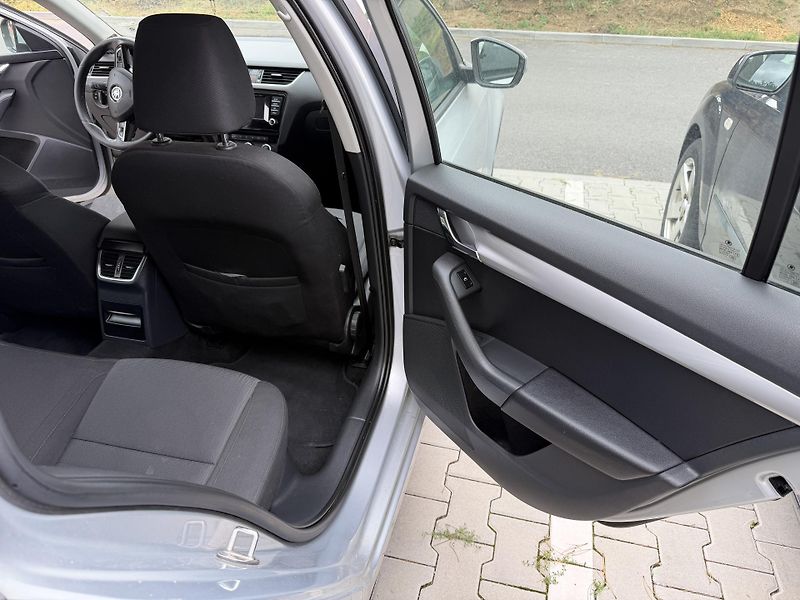 Škoda Octavia (2013) - fotka 18 z 28