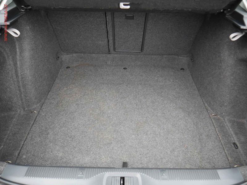 Škoda Octavia (2009) 2.0 TDi, ČR, servis.kniha - fotka 7 z 18