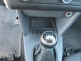 Volkswagen Touran (2011) 2.0TDI 7 míst  - náhled 28