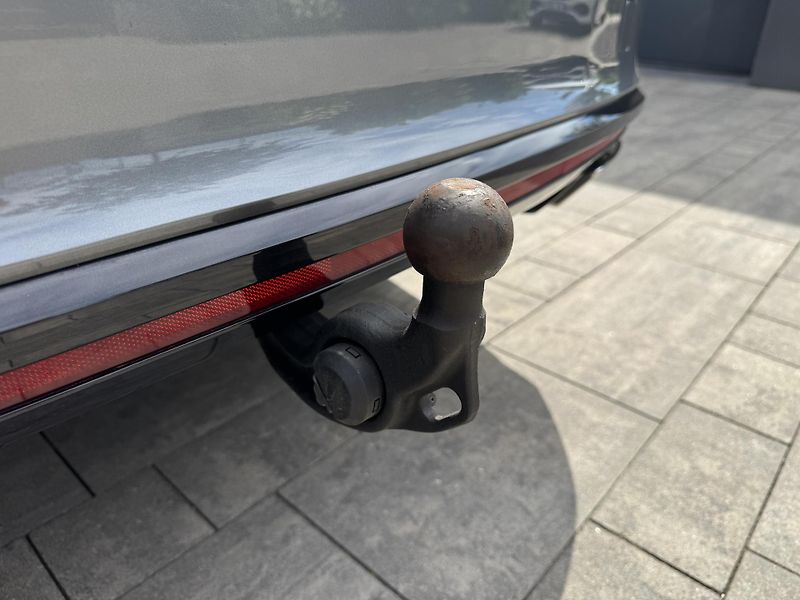 Škoda Octavia (2023) RS 2.0 TSI 180kW DSG | MATRIX - fotka 37 z 44