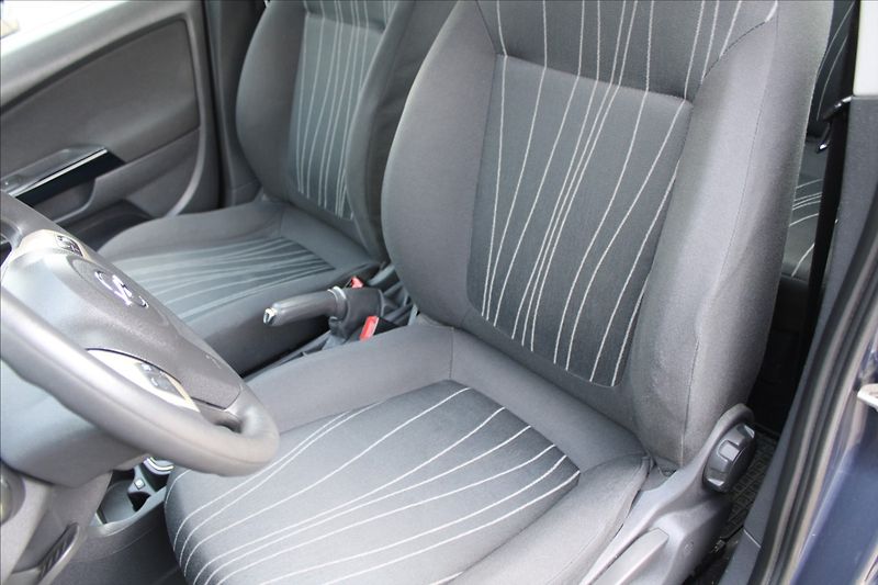 Opel Corsa 1,2 i  NOVÉ V ČR,1.MAJITEL - fotka 16 z 20