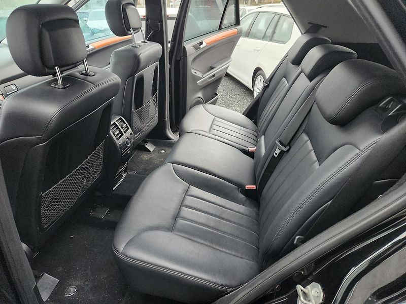 Mercedes-Benz Třídy M 320CDi 4-Matic Harman&Kardon  - fotka 8 z 17