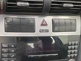 Mercedes-Benz Třídy C (2006) 2.2CDi, ČR, AC, TZ - náhled 12