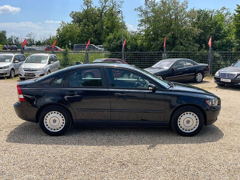 Volvo S40 1.6D 80kw*VYHŘEV.SED*NOVÁ STK* - fotka 6 z 28