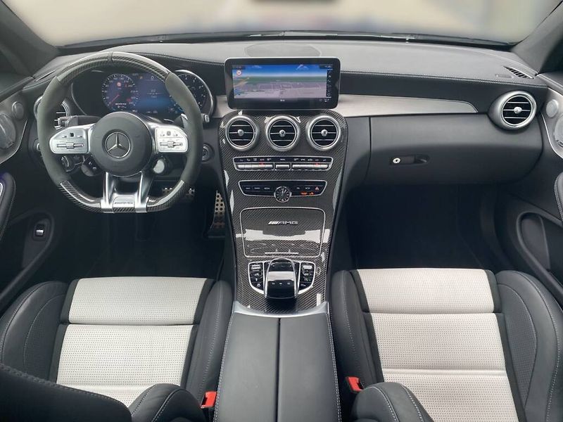 Mercedes-Benz Třídy C (2021) 63s AMG kupé - fotka 12 z 27