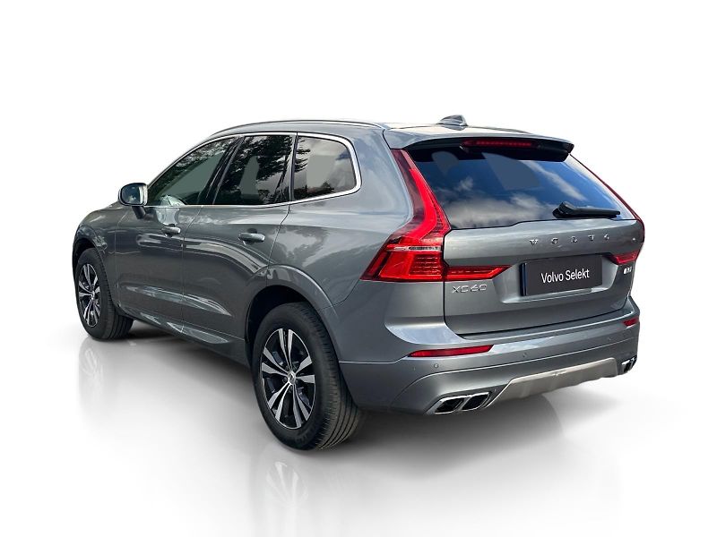Volvo XC60 B5 AWD / ČR / 1. maj // výhřev - fotka 3 z 42
