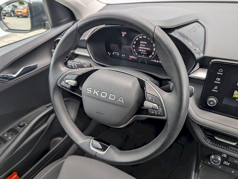 Škoda Fabia (2025) 1,0 TSI / 70 kW Selection - fotka 19 z 30