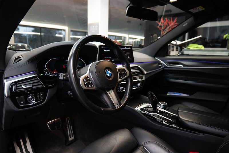 BMW Řada 6 i GT RWD/360/4-Zóny/Pano/LED - fotka 5 z 23