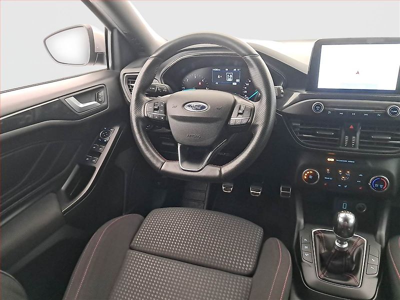 Ford Focus (2020) ST-Line 2.0 EcoBlue, Navi - fotka 7 z 21