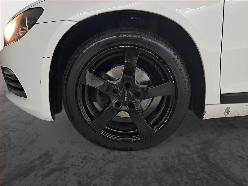 Volkswagen Scirocco (2010) Sport 1.4 TSI, Park. senzory - fotka 15 z 17