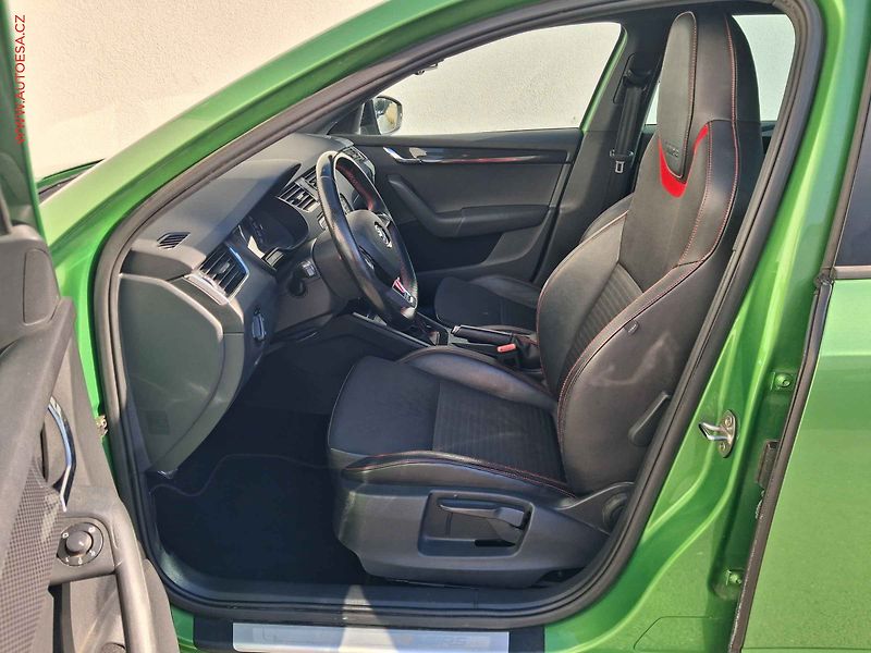 Škoda Octavia (2016) 2.0 TSi, RS, TZ, bixen, navi - fotka 9 z 18