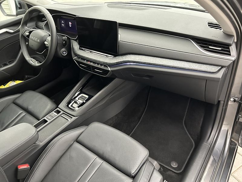 Škoda Octavia 1.5 TS EXLUSIVE SELECTION - fotka 25 z 29