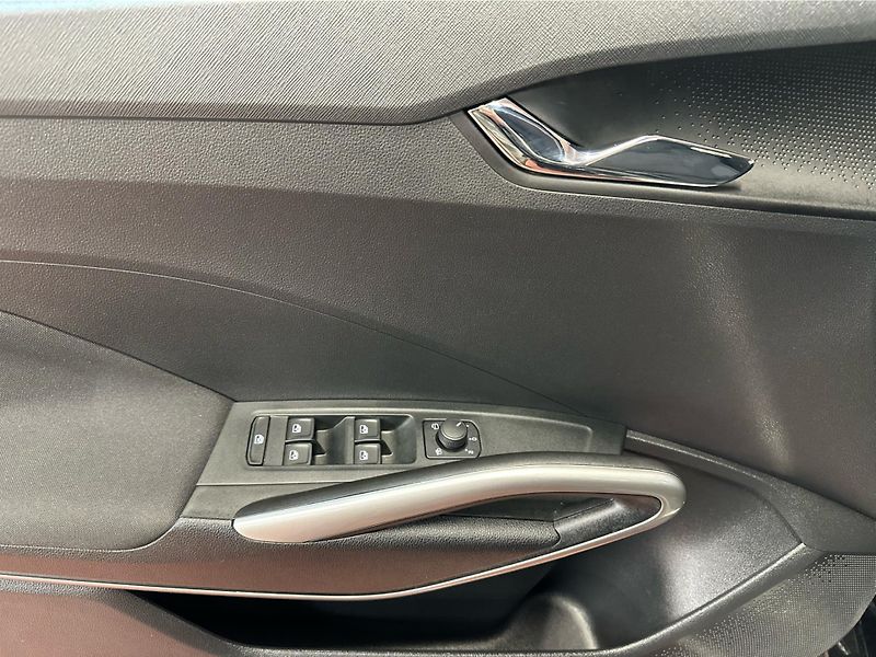 Škoda Fabia (2025) 1.0TSI 85kW TOP SELECTION - fotka 19 z 23