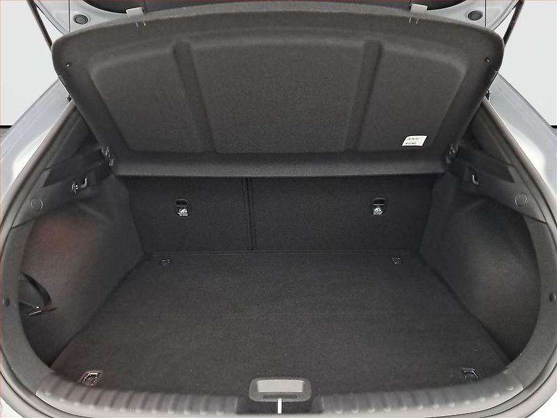 Kia XCeed (2024) 1.5 T-GDI - fotka 14 z 19