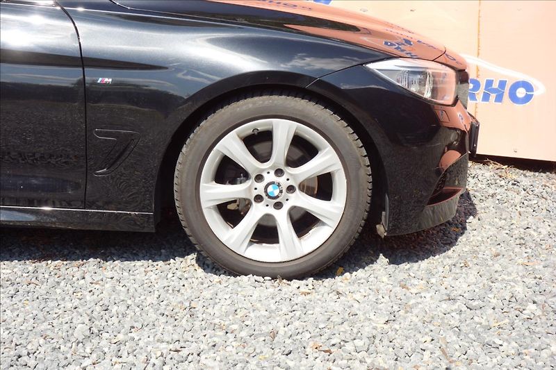 BMW Řada 3 320d GT,XDRIVE,ČR,SERV.KN. - fotka 9 z 41