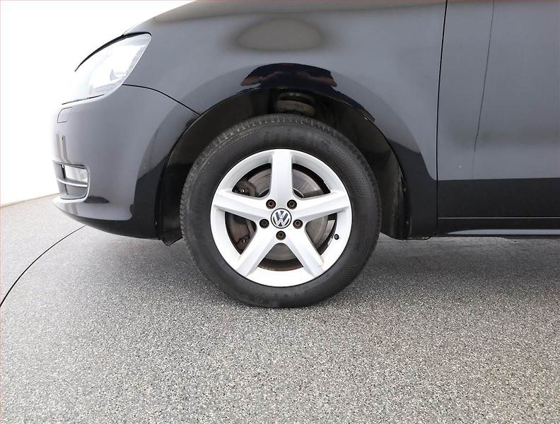 Volkswagen Sharan (2011) 2.0 TDI BMT, Automat - fotka 18 z 18