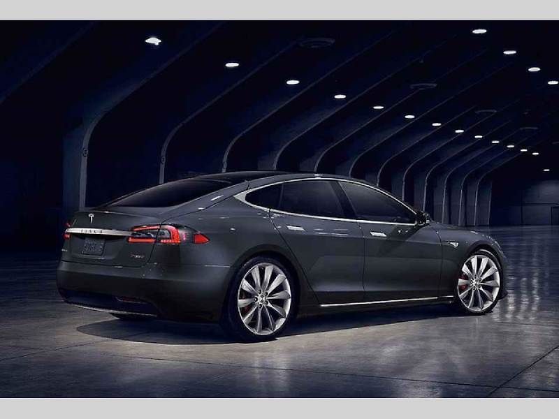 Tesla Model S.