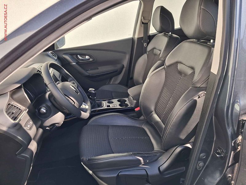 Renault Kadjar (2018) 1.2 TCe, Limited, navi - fotka 9 z 18