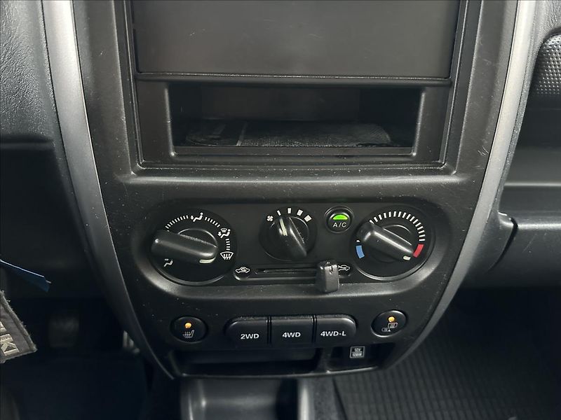Suzuki Jimny 1,3 RANGER 1.majitel - fotka 16 z 18