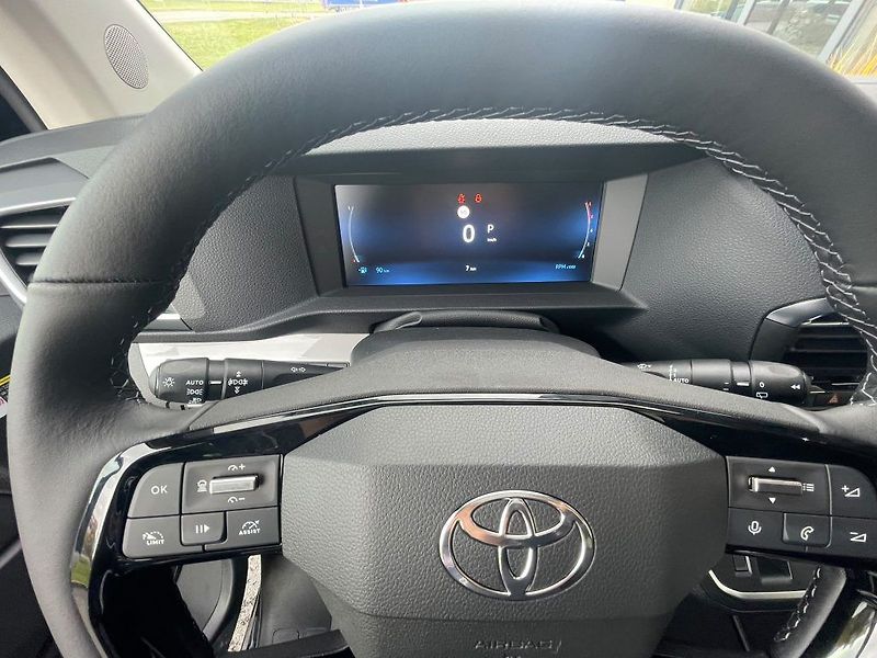 Toyota ProAce Verso 2.2D L2 180k AT VIP Skyview - fotka 20 z 30