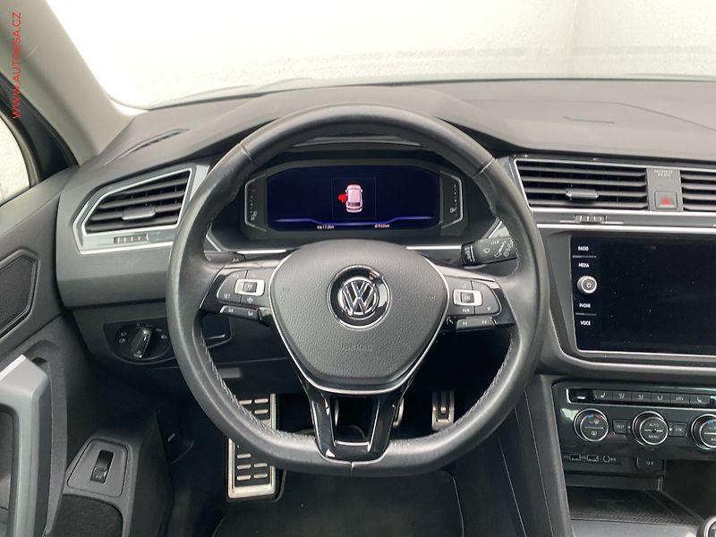 Volkswagen Tiguan (2020) 1.5 TSi, IQ Drive, LED, +kola - fotka 11 z 18