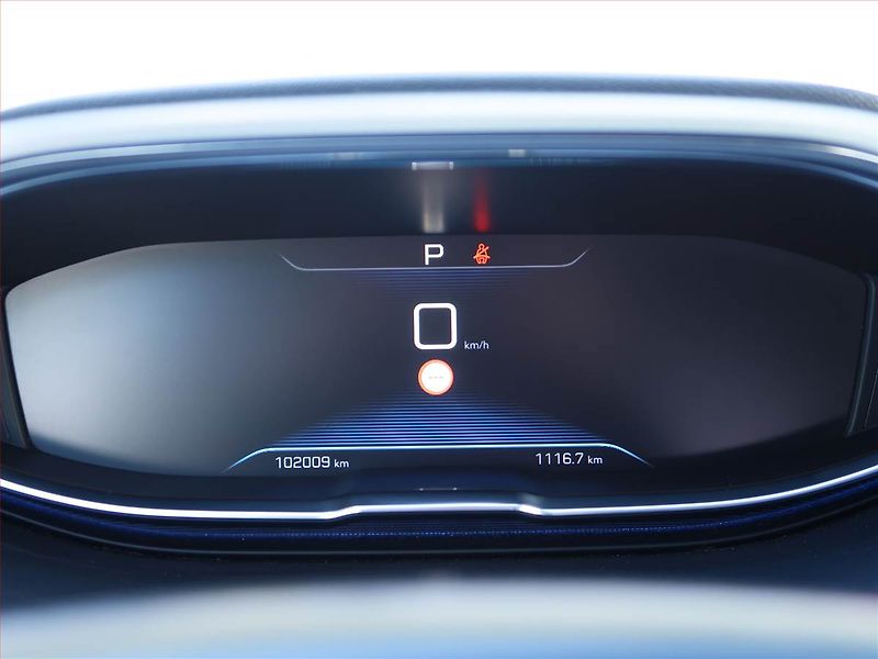 Peugeot 3008 (2018) 1.5 BlueHDi, Automat - fotka 11 z 19