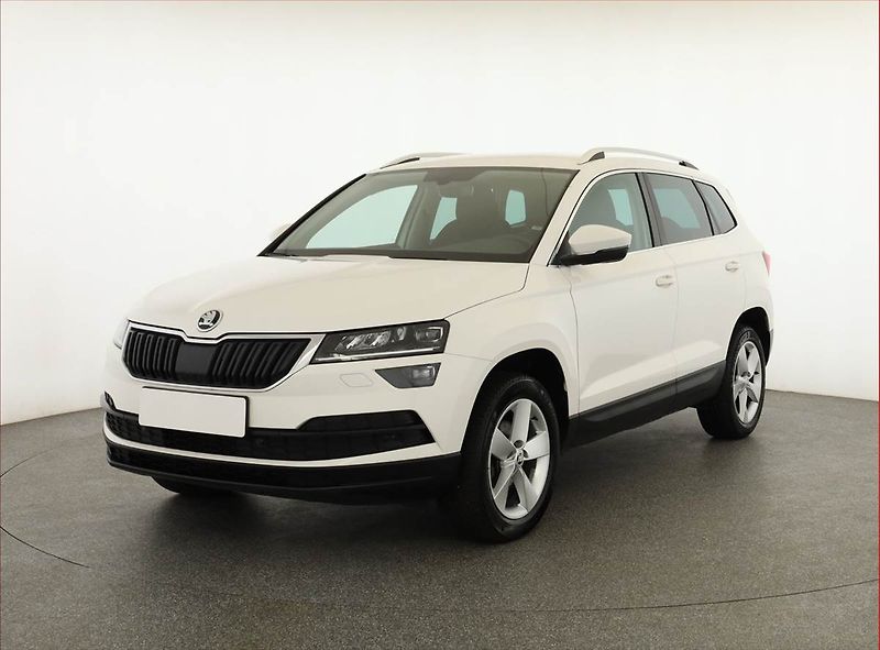 Škoda Karoq (2020) Style 1.6 TDI, ČR,1.maj - fotka 2 z 17