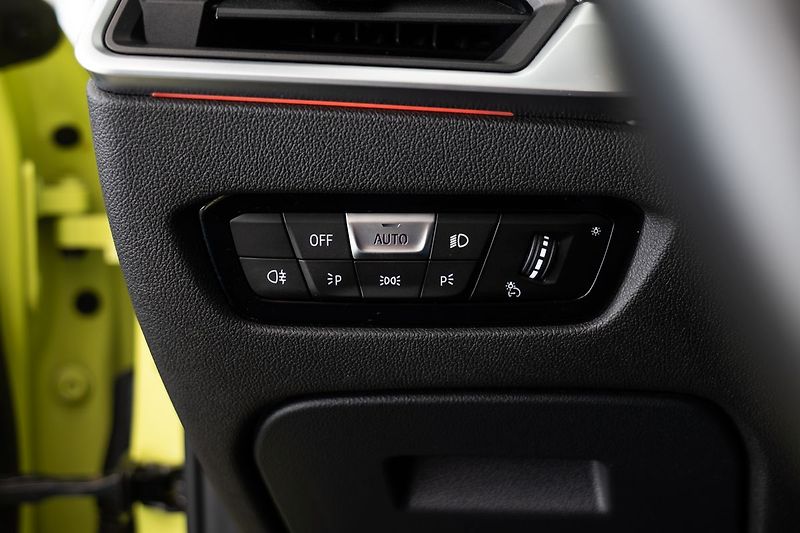 BMW M4 Cabrio xDrive Competition 360 - fotka 16 z 25