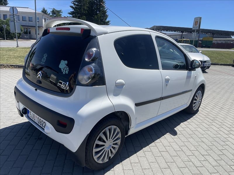 Citroën C1 1,0 i 50kw CZauto Klima ESP EU - fotka 29 z 31
