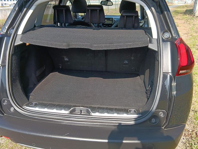 Peugeot 2008 (2018) 1.2/81kW, GT-Line, automat - fotka 31 z 37