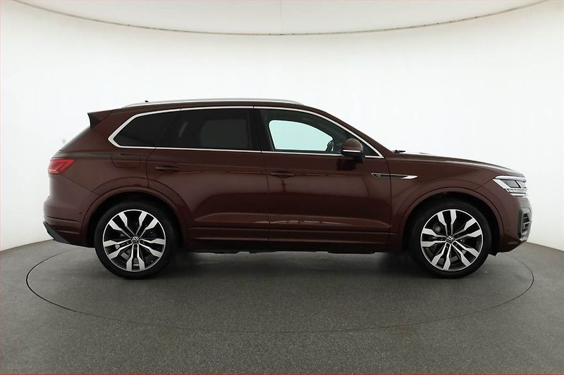 Volkswagen Touareg (2022) 3.0 TDI - fotka 6 z 22