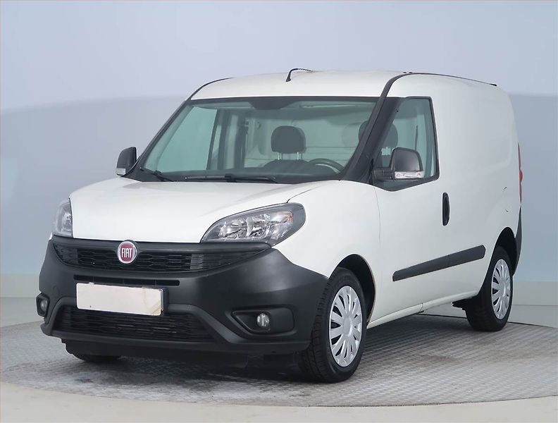 Fiat Dobló (2021) 1.6 MultiJet, DPH - fotka 2 z 16
