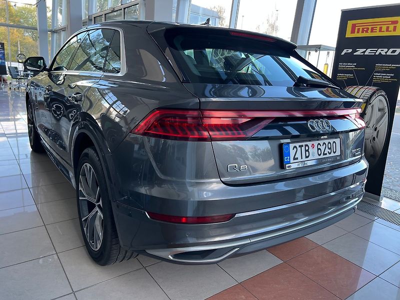 Audi Q8 S-line 50TDI 210kW - fotka 4 z 20