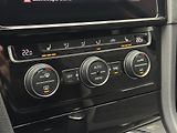 Volkswagen Golf (2017) 2.0TDi MAN Highline+, DPH, RZV - náhled 37