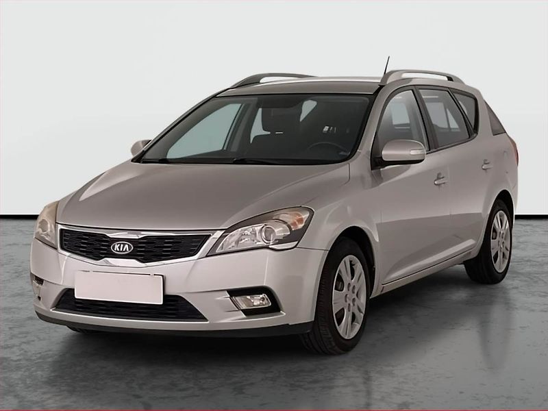 Kia Ceed (2010) 1.6 CVVT, Serv.kniha, po STK - fotka 2 z 16